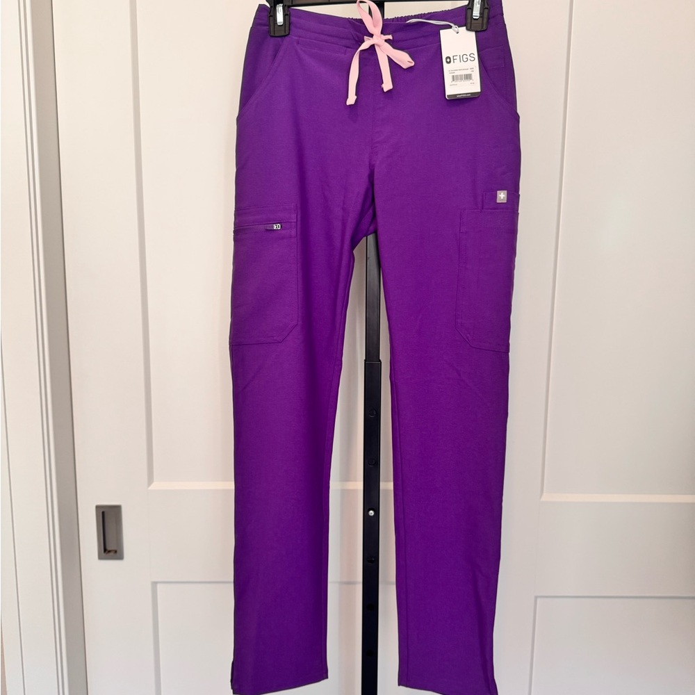 NWT Figs Vibrant Purple Skinny Scrub Pants